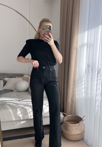 Parıltı Detaylı Siyah Jean