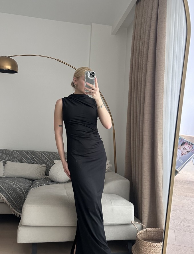 Siyah Drapeli Elbise - ONZE